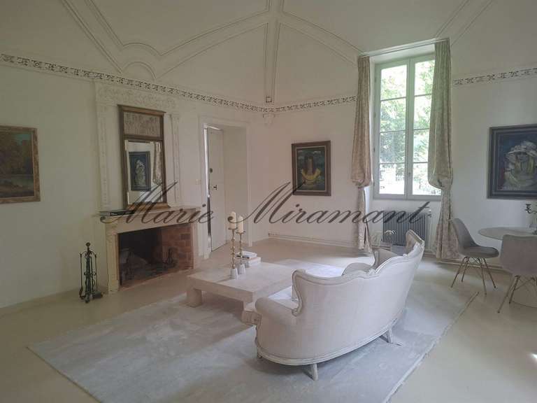 Propriété Nîmes - 4 chambres - 900m²