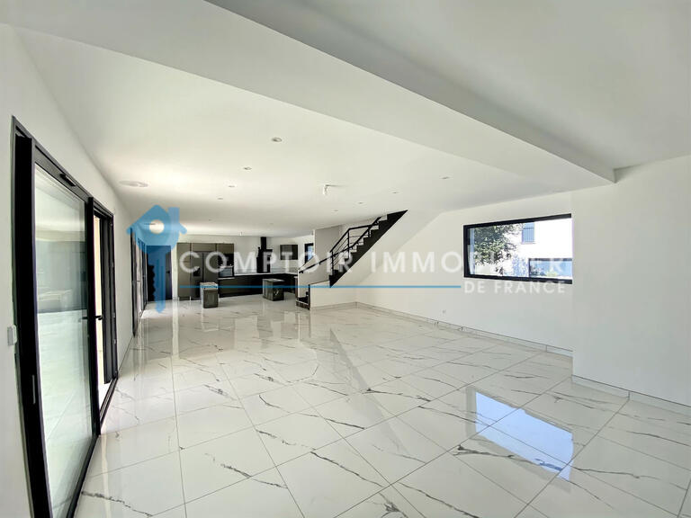 Villa Nîmes - 4 chambres - 190m²