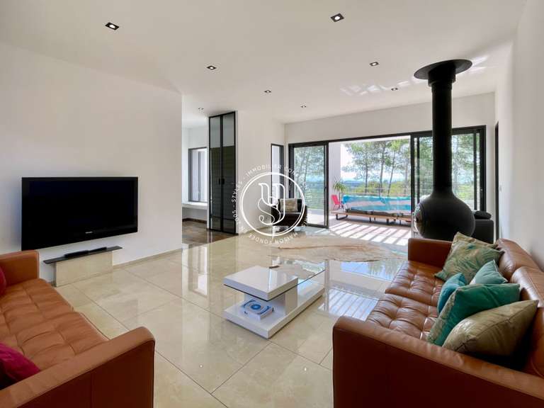 Villa Nîmes - 7 chambres - 290m²