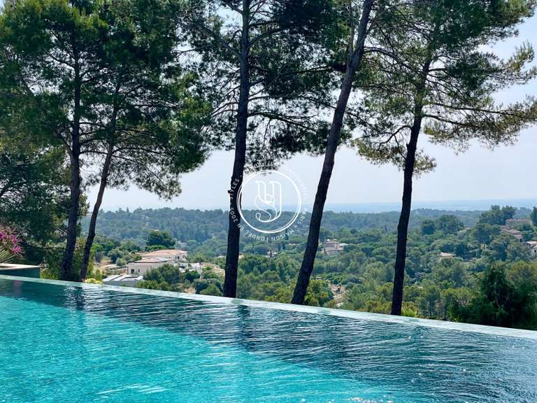 Villa Nîmes - 7 chambres - 290m²