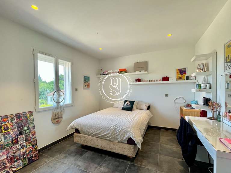Villa Nîmes - 3 bedrooms - 143m²