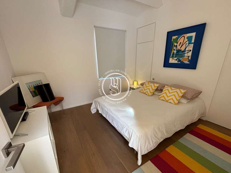 Villa Nîmes - 6 bedrooms - 302m²