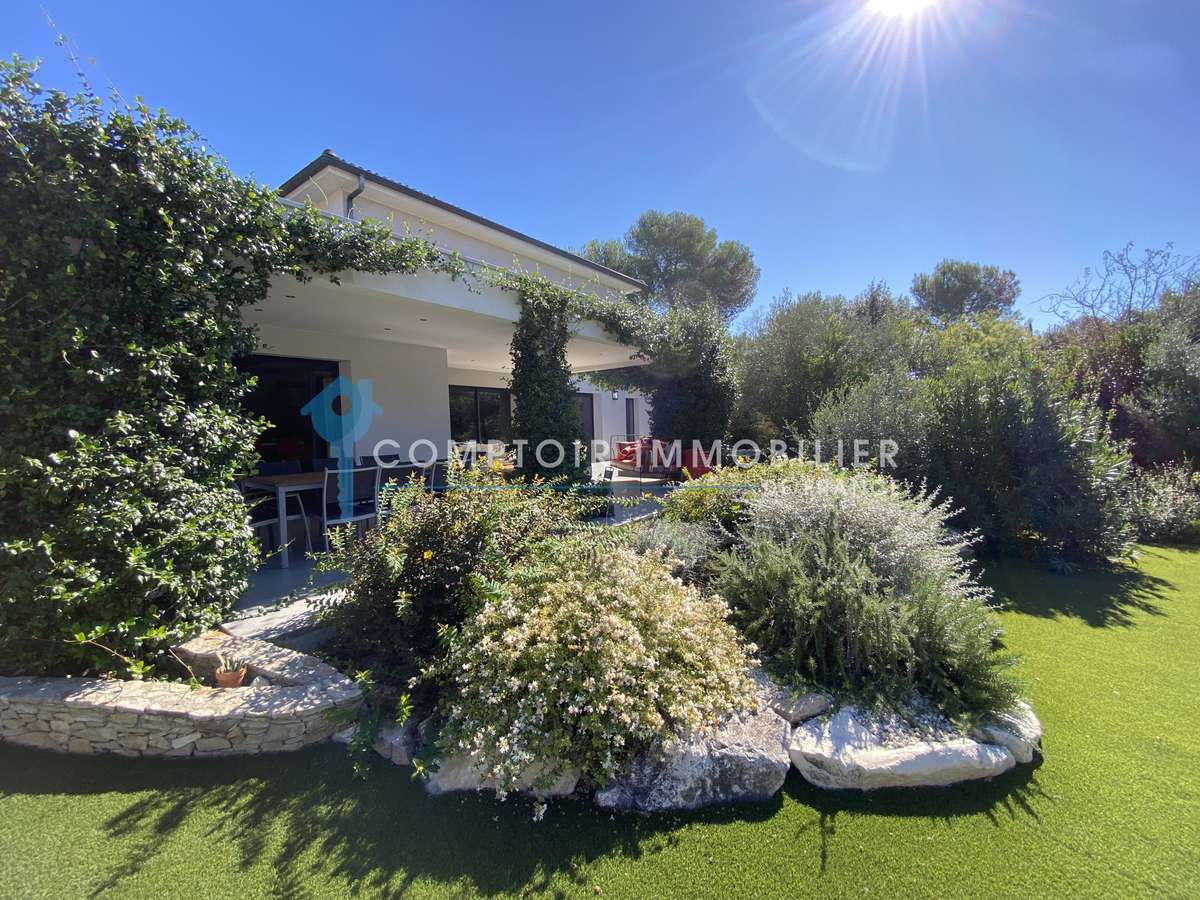 Villa Nîmes