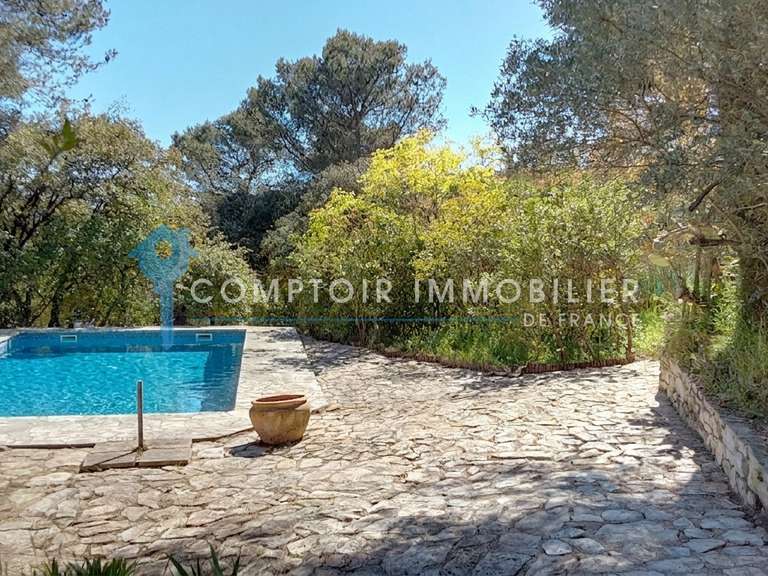 Villa Nîmes - 3 chambres - 168m²