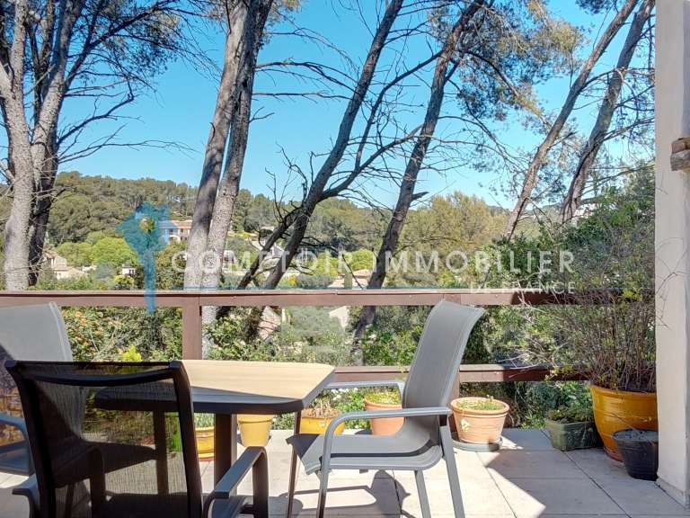 Villa Nîmes - 3 chambres - 168m²