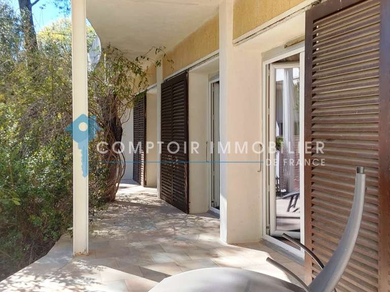 Villa Nîmes - 3 chambres - 168m²