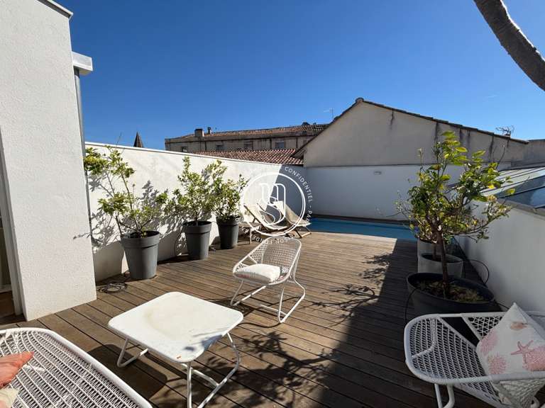 Villa Nîmes - 6 chambres - 302m²