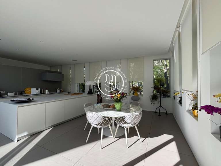 Villa Nîmes - 6 chambres - 302m²