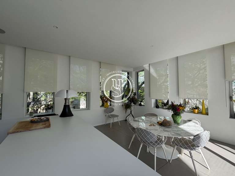Villa Nîmes - 6 chambres - 302m²