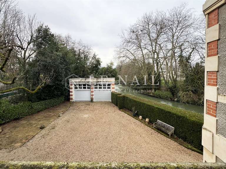 Maison Niort - 5 chambres - 230m²