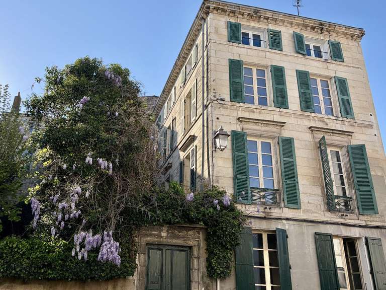 Maison Niort - 7 chambres - 300m²