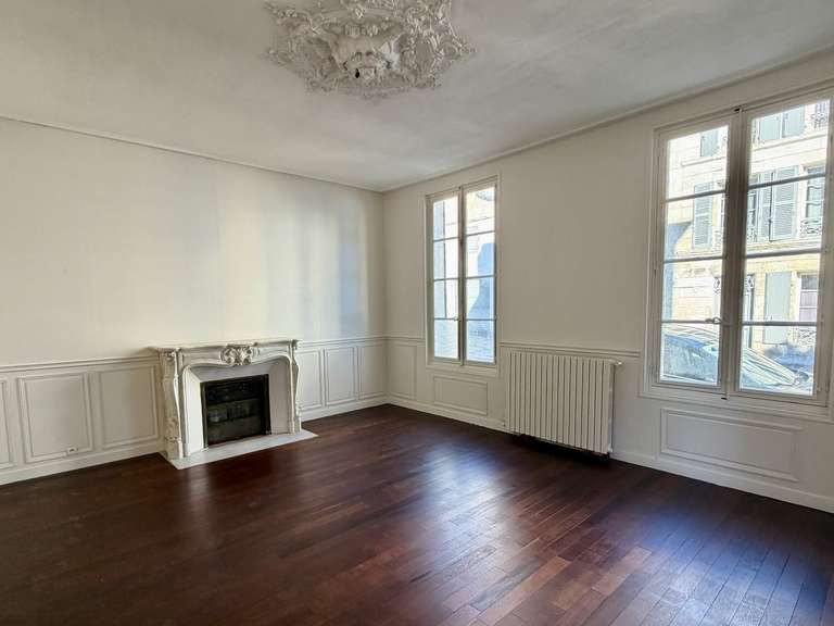 Maison Niort - 7 chambres - 300m²