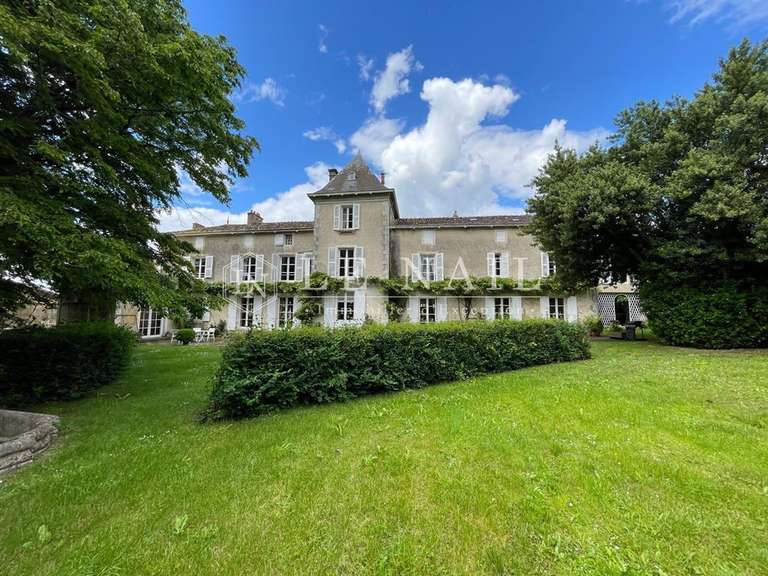 Manoir Niort - 7 chambres - 500m²