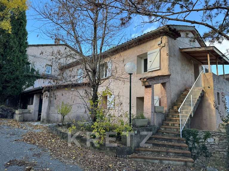 Maison Niozelles - 3000m²