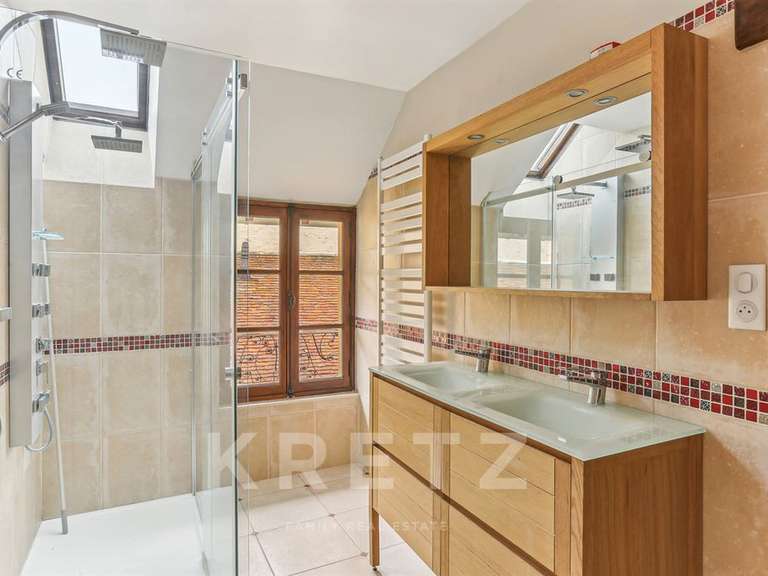 Maison Nogent-le-Rotrou - 5 chambres - 350m²