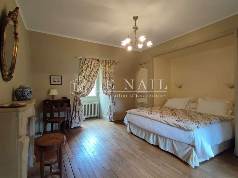 Manoir Nogent-le-Rotrou - 9 chambres - 850m²