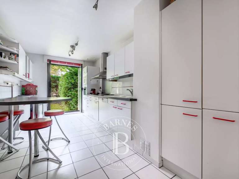 Apartment Nogent-sur-Marne - 6 bedrooms - 238m²