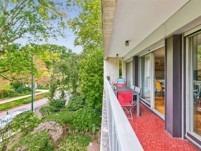 Appartement Nogent-sur-Marne - 3 chambres - 109m²