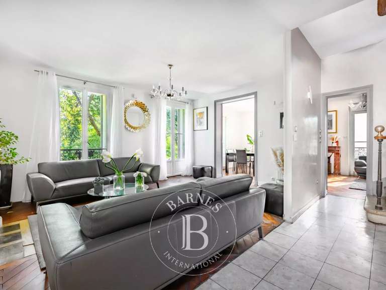Maison Nogent-sur-Marne - 4 chambres - 254m²