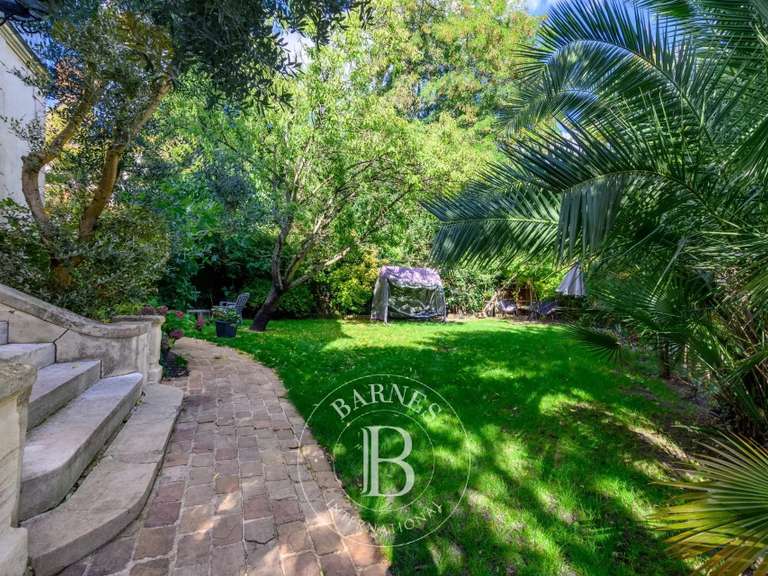 Maison Nogent-sur-Marne - 4 chambres - 254m²