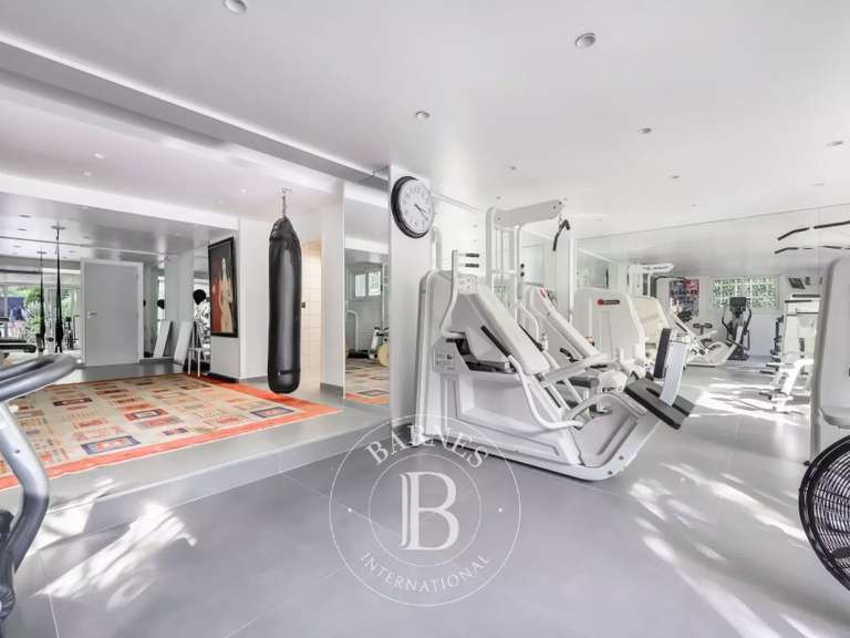 Maison Nogent-sur-Marne - 4 chambres - 480m²