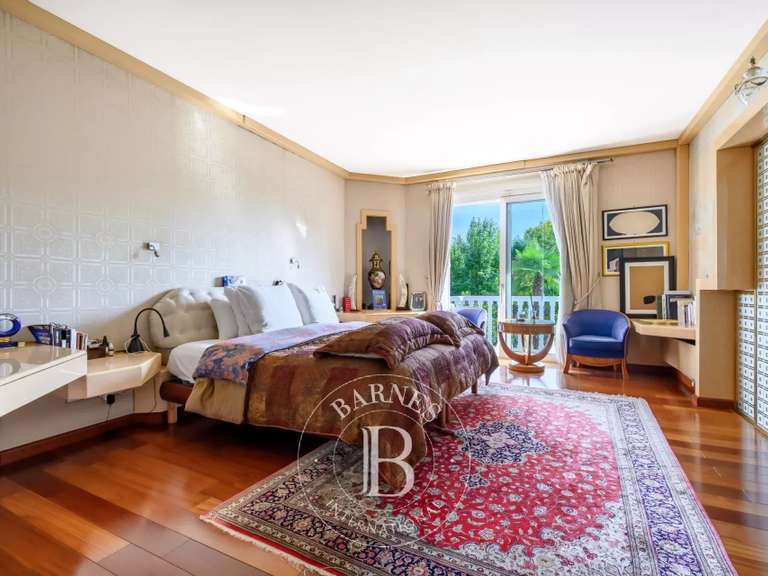 Maison Nogent-sur-Marne - 4 chambres - 480m²