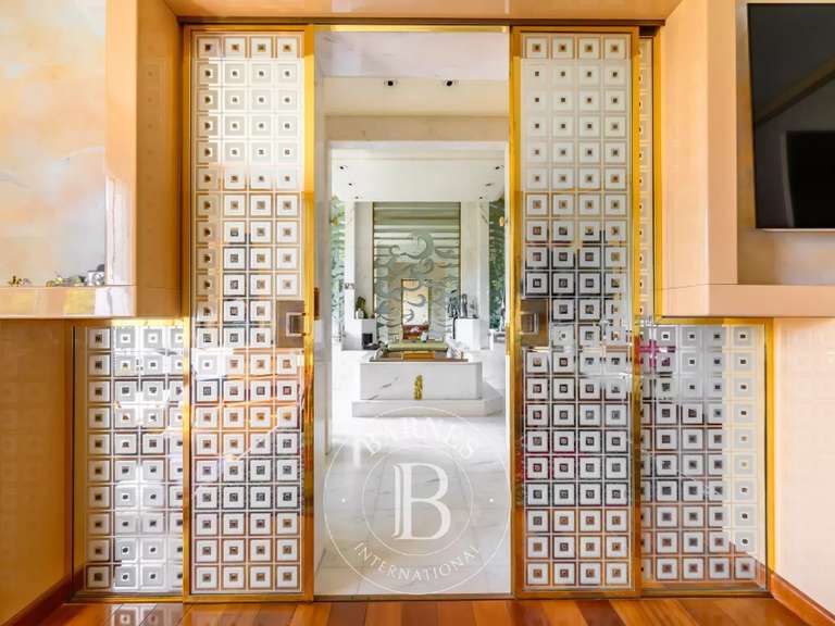 Maison Nogent-sur-Marne - 4 chambres - 480m²