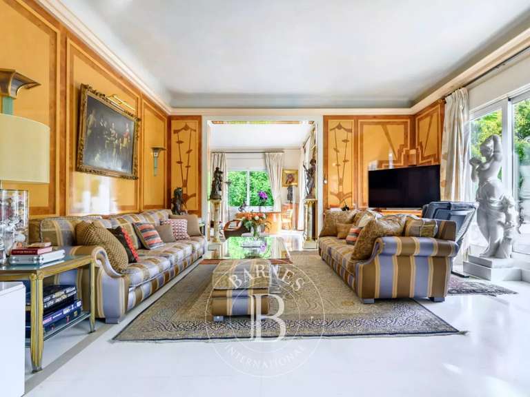 Maison Nogent-sur-Marne - 4 chambres - 480m²