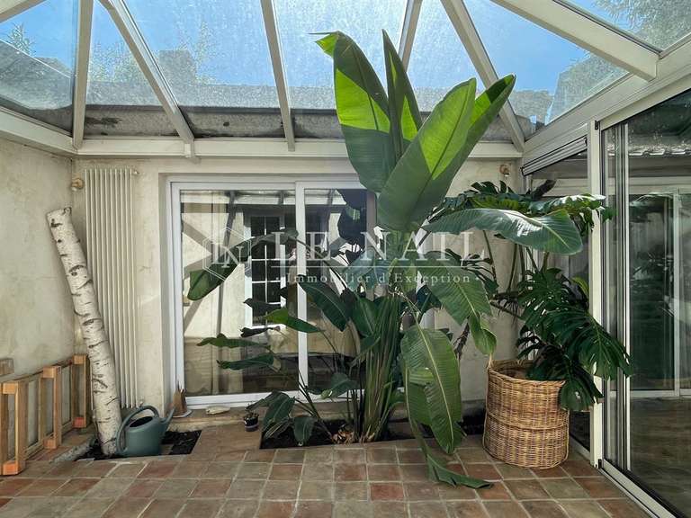 House Nogent-sur-Marne - 2 bedrooms - 173m²