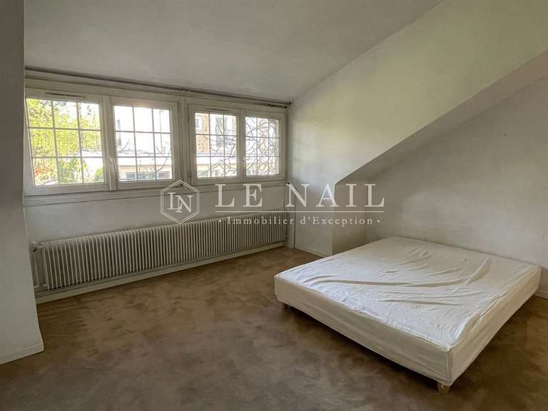 House Nogent-sur-Marne - 2 bedrooms - 173m²