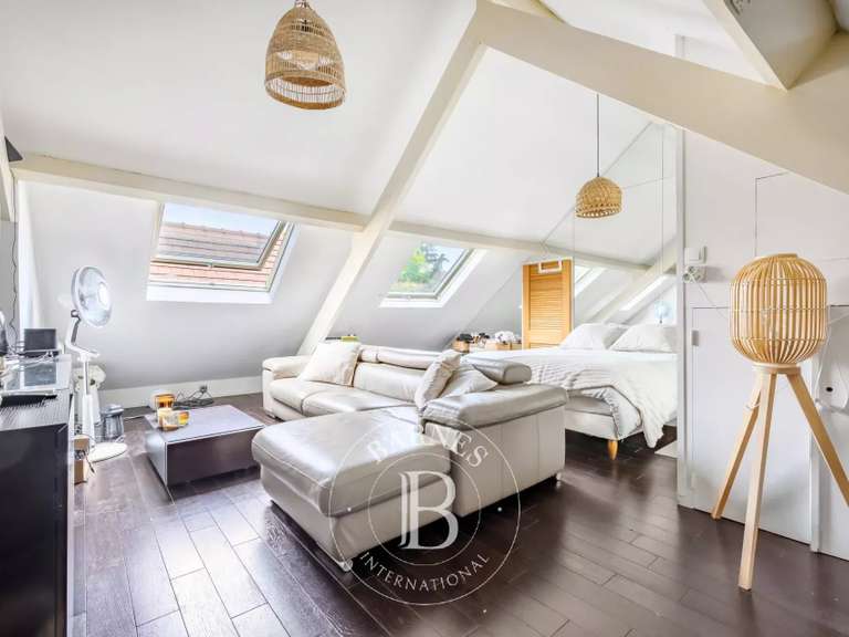 Maison Nogent-sur-Marne - 4 chambres - 280m²