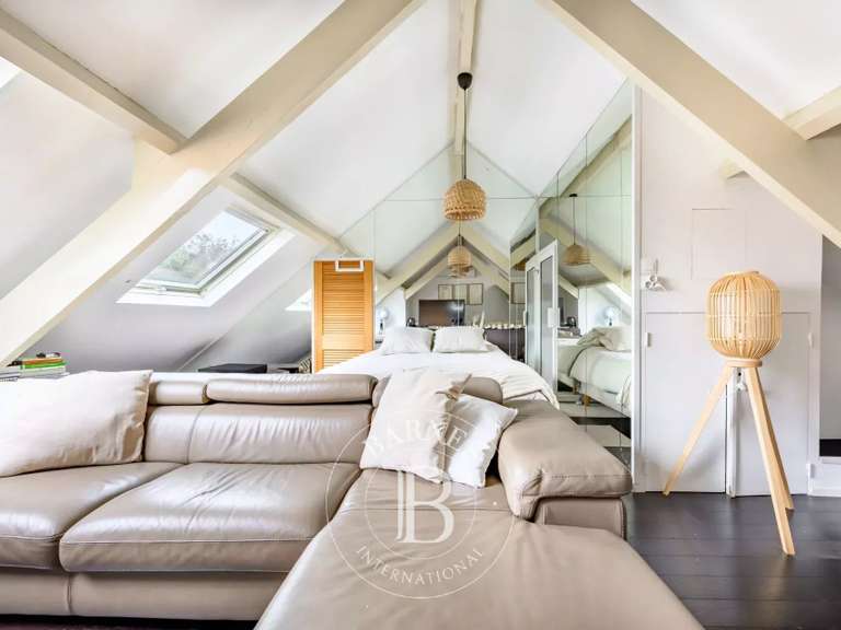 Maison Nogent-sur-Marne - 4 chambres - 280m²