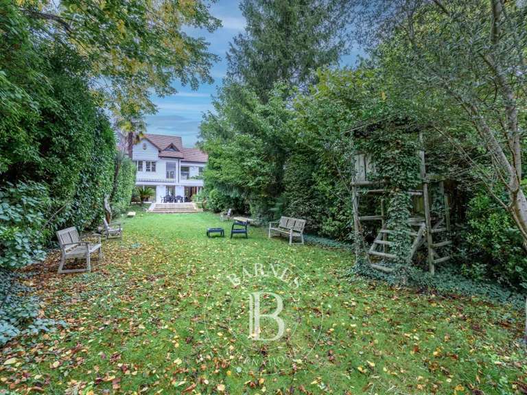 Maison Nogent-sur-Marne - 4 chambres - 280m²