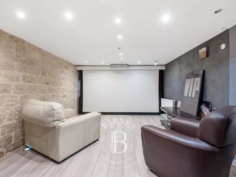 Maison Nogent-sur-Marne - 5 chambres - 254m²