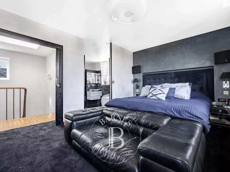 Maison Nogent-sur-Marne - 5 chambres - 254m²