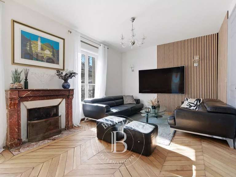 Maison Nogent-sur-Marne - 5 chambres - 254m²