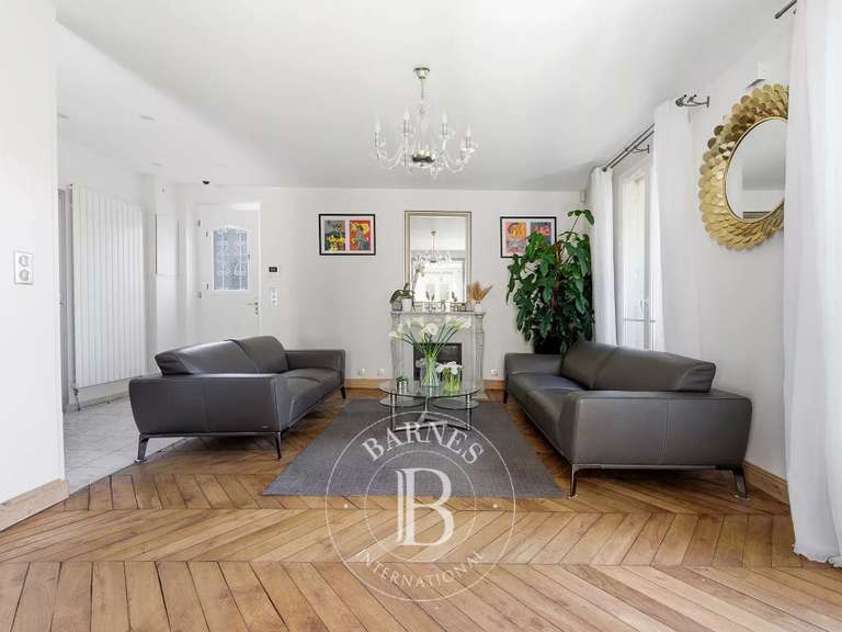 Maison Nogent-sur-Marne - 5 chambres - 254m²