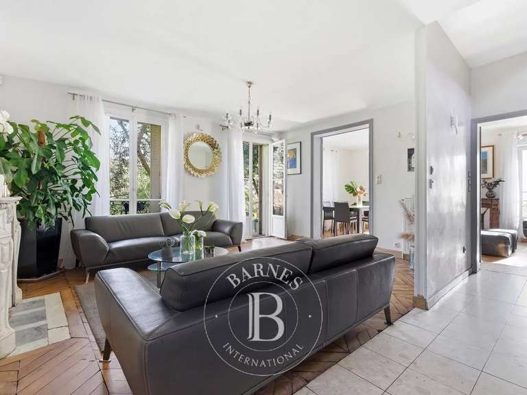 Maison Nogent-sur-Marne - 5 chambres - 254m²