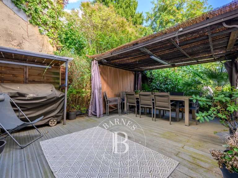 Maison Nogent-sur-Marne - 5 chambres - 254m²