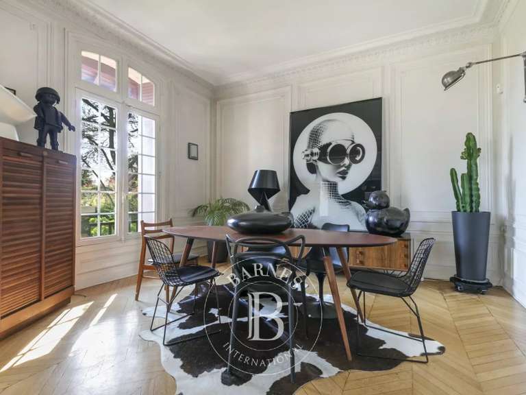 Maison Nogent-sur-Marne - 5 chambres - 243m²