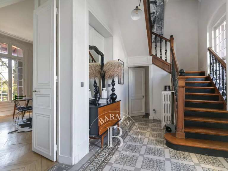 Maison Nogent-sur-Marne - 5 chambres - 243m²