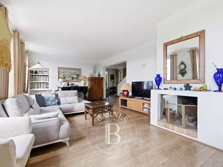 Maison Nogent-sur-Marne - 5 chambres - 250m²