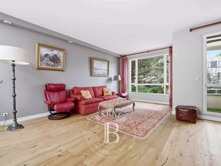 Maison Nogent-sur-Marne - 2 chambres - 150m²