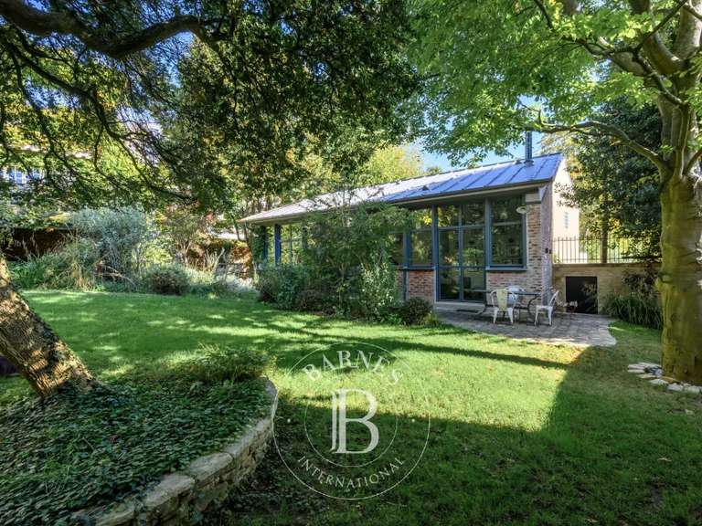 Maison Nogent-sur-Marne - 7 chambres - 270m²