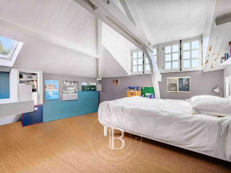 Maison Nogent-sur-Marne - 7 chambres - 270m²