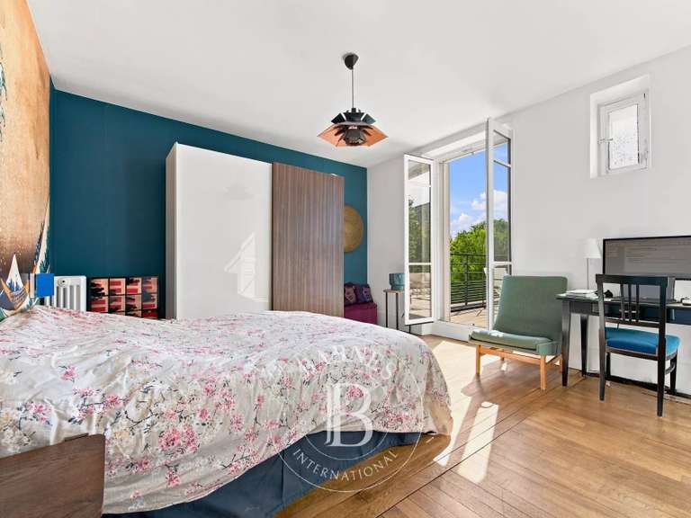 Maison Nogent-sur-Marne - 4 chambres - 180m²