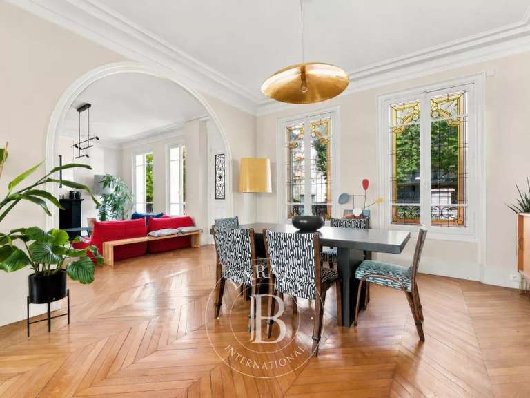 Maison Nogent-sur-Marne - 4 chambres - 180m²