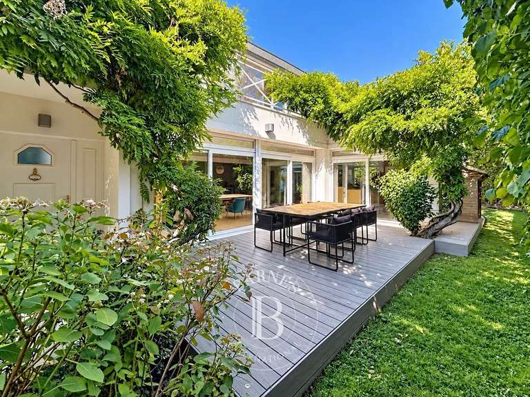 House Nogent-sur-Marne - 5 bedrooms - 263m²