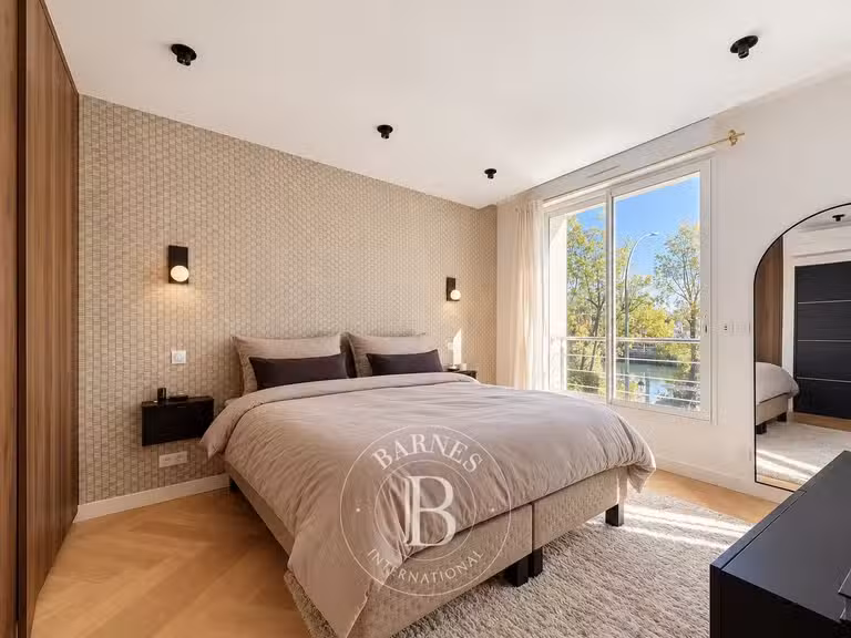 Maison Nogent-sur-Marne - 6 chambres - 280m²