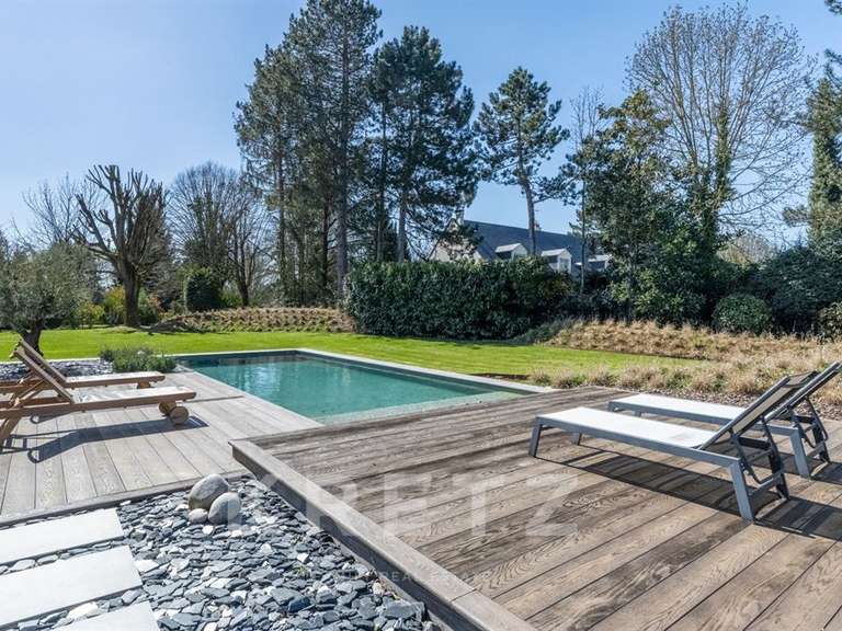 Maison Noisy-le-Roi - 5 chambres - 360m²